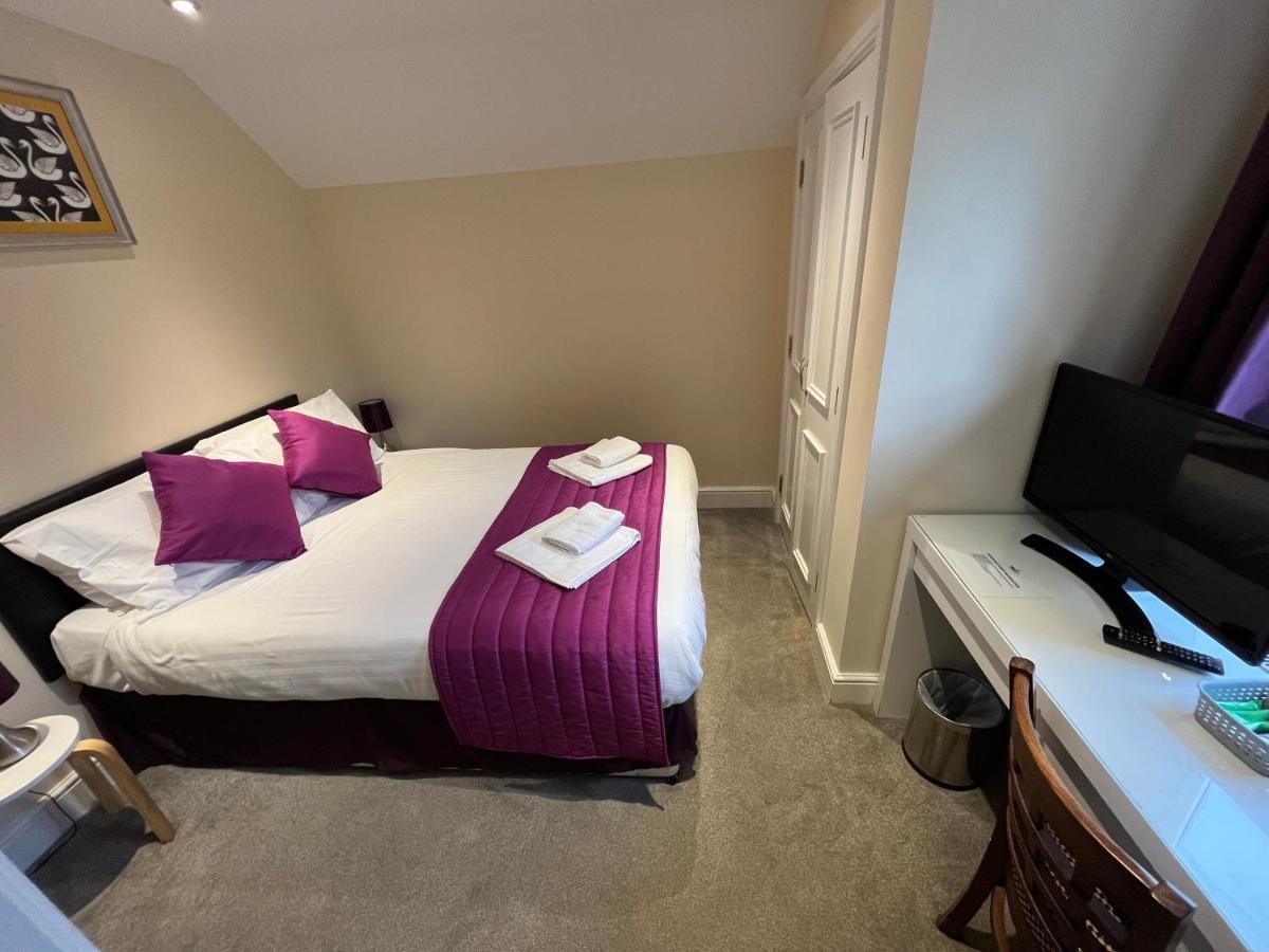 The Swan @Old Stratford Hotell Milton Keynes Eksteriør bilde